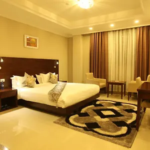 3* فندق Geza